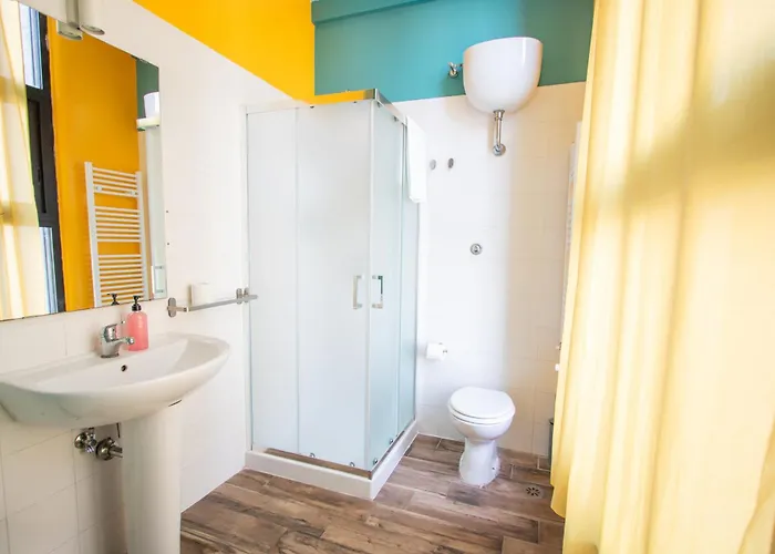 Ostello Bello Napoli Hostel *